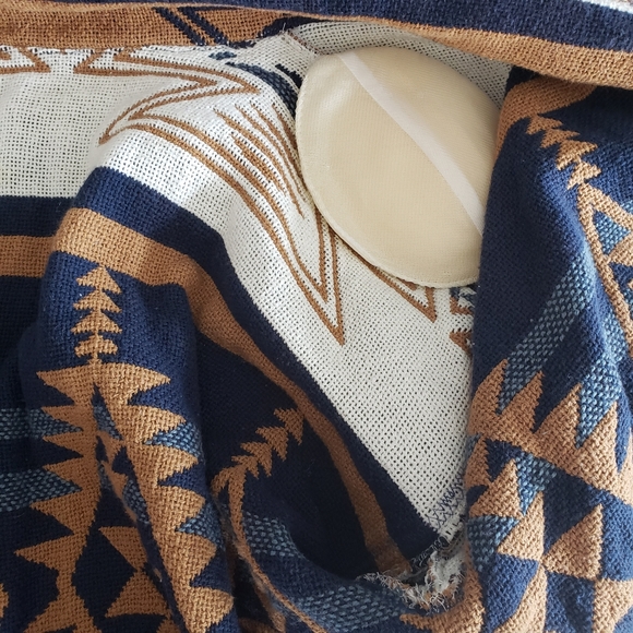 Southwestern Woven Blanket Coat - Picture 14 of 14